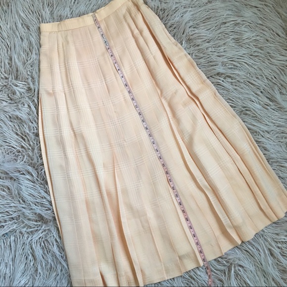 @Drycleaner//Burberry VTG checked plaid maxi skirt - Picture 6 of 8